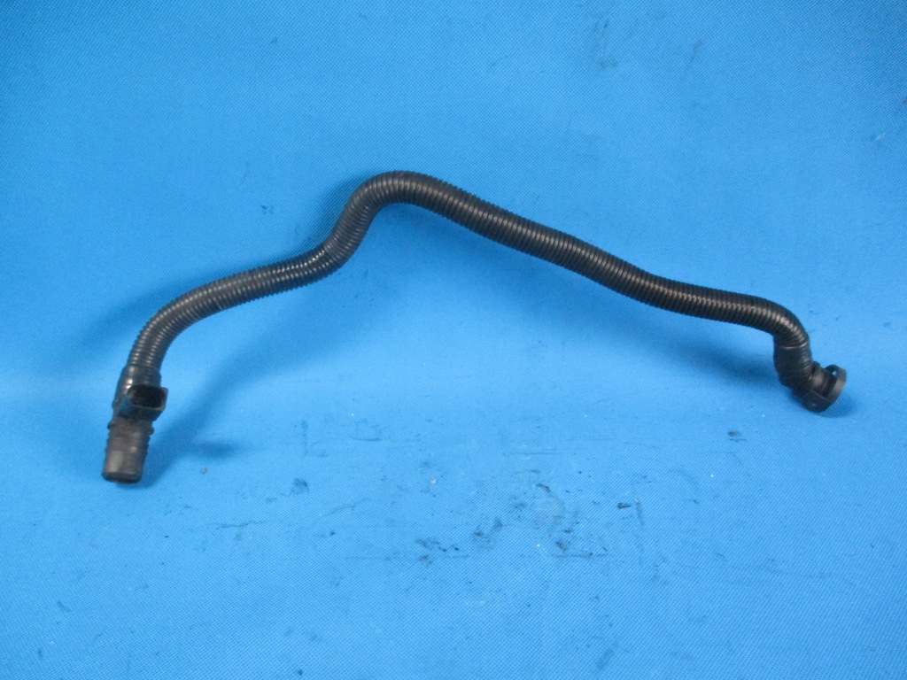 фото №1, Шланг вентиляція картера audi a4 2,0 tdi 08- шланг труба вентиляція картера audi a4 b5 a5 2.0tdi