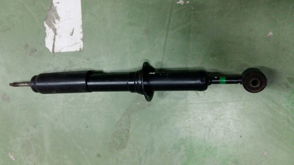 фото №1, Toyota hilux 4wd 06-10 амортизатор передний новый