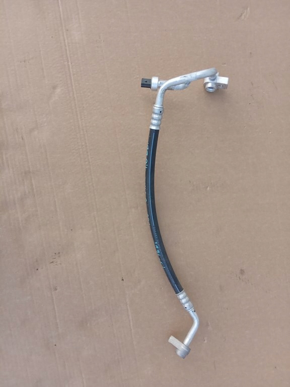 фото №4, Ford focus mk3 c-max 1.0 ecoboost - шланг кондиционер.