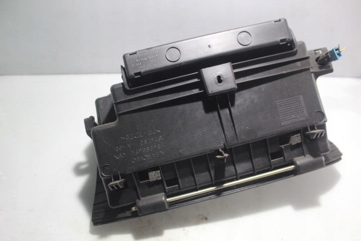 фото №4, Бардачок пассажира alfa romeo mito