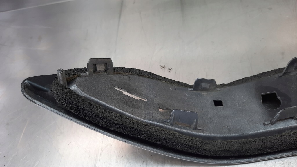 фото №8, Решітка відбивачі бампера задня права 31353579 volvo xc70