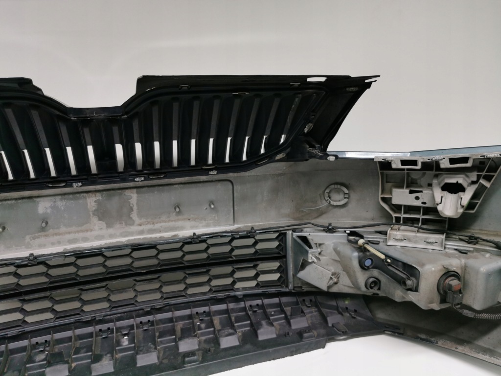 фото №15, Бампер передний skoda octavia iii lf7y 5e0807221