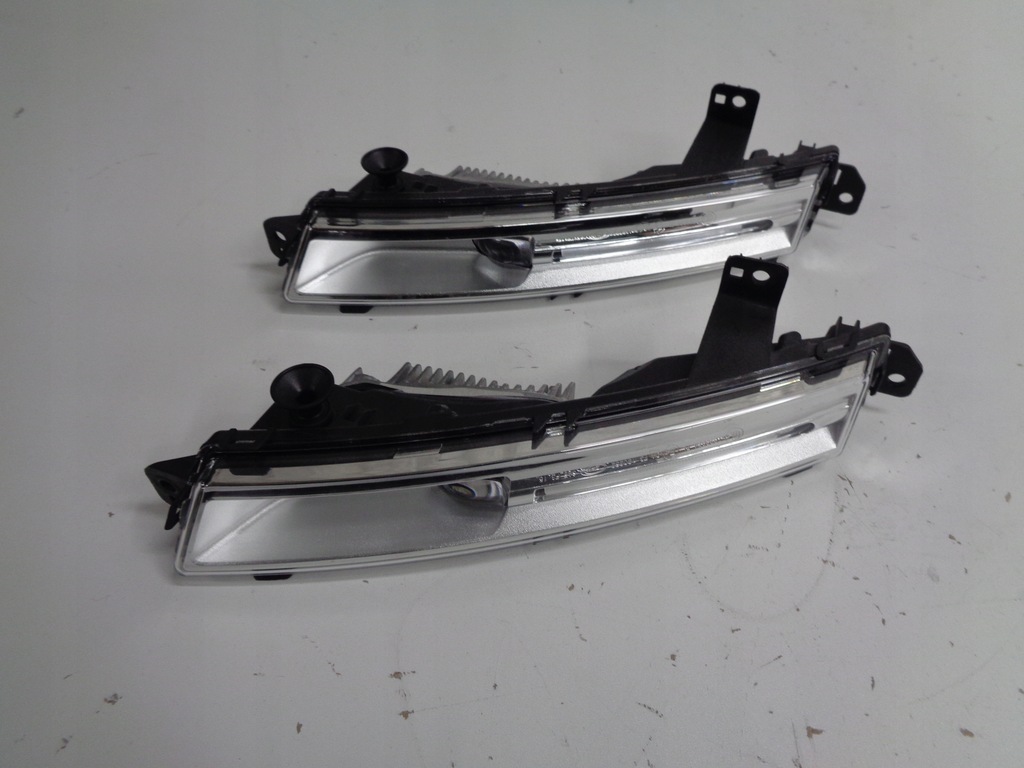 фото №1, F pace противотуманная фара drl свет do движение dziennej правый