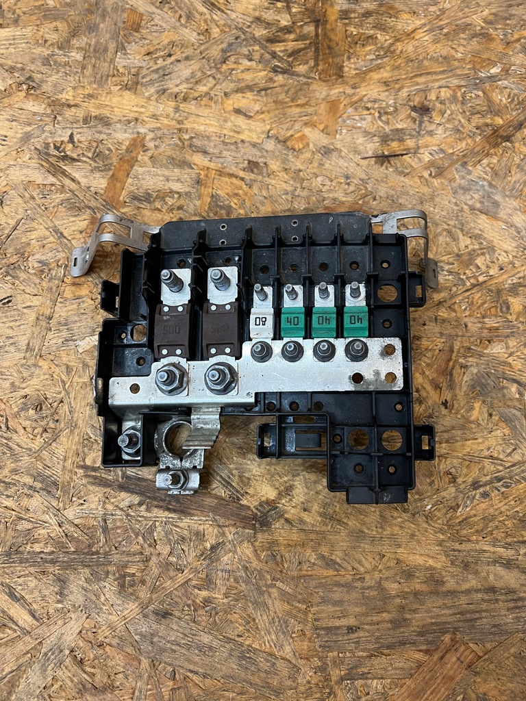 фото №1, Клемма плюсовая аккумулятор renault master iii lift iv 241143001r