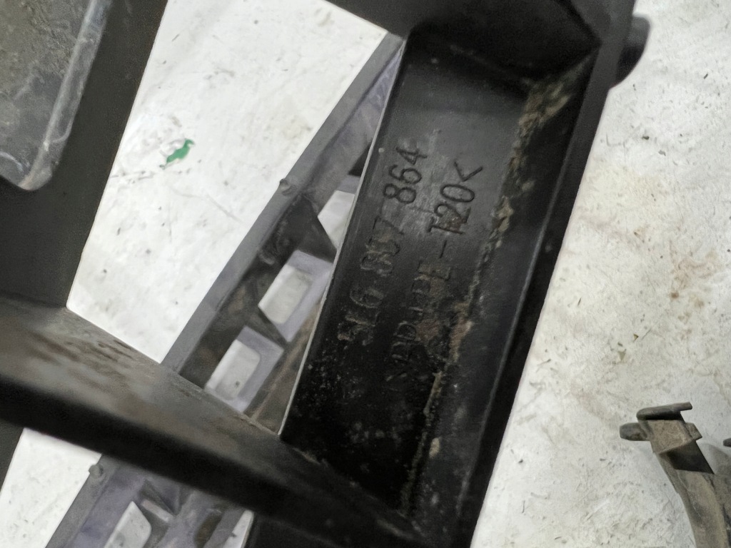 фото №6, Skoda оригинальный номер 5l6807863 5l6807864