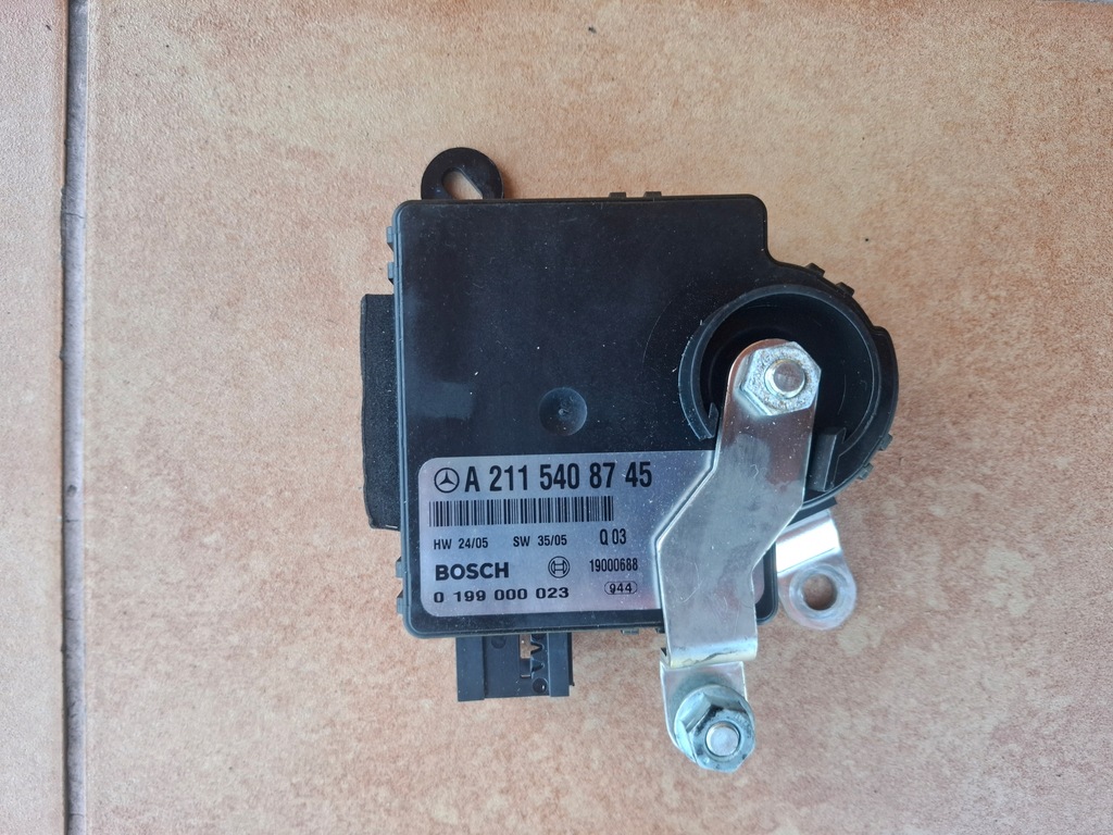 фото №1, Модуль акумулятор mercedes w211 a2115408745