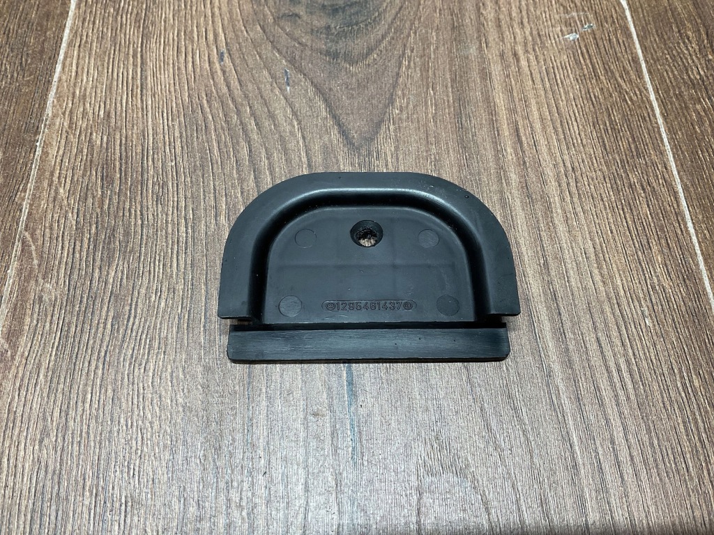 Купить Пластиковая заглушка mercedes-benz sl r129 1295461437