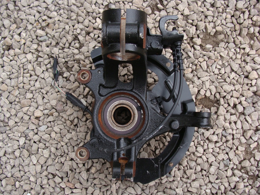 фото №2, Поворотный кулак правая renault megane iv 1.2