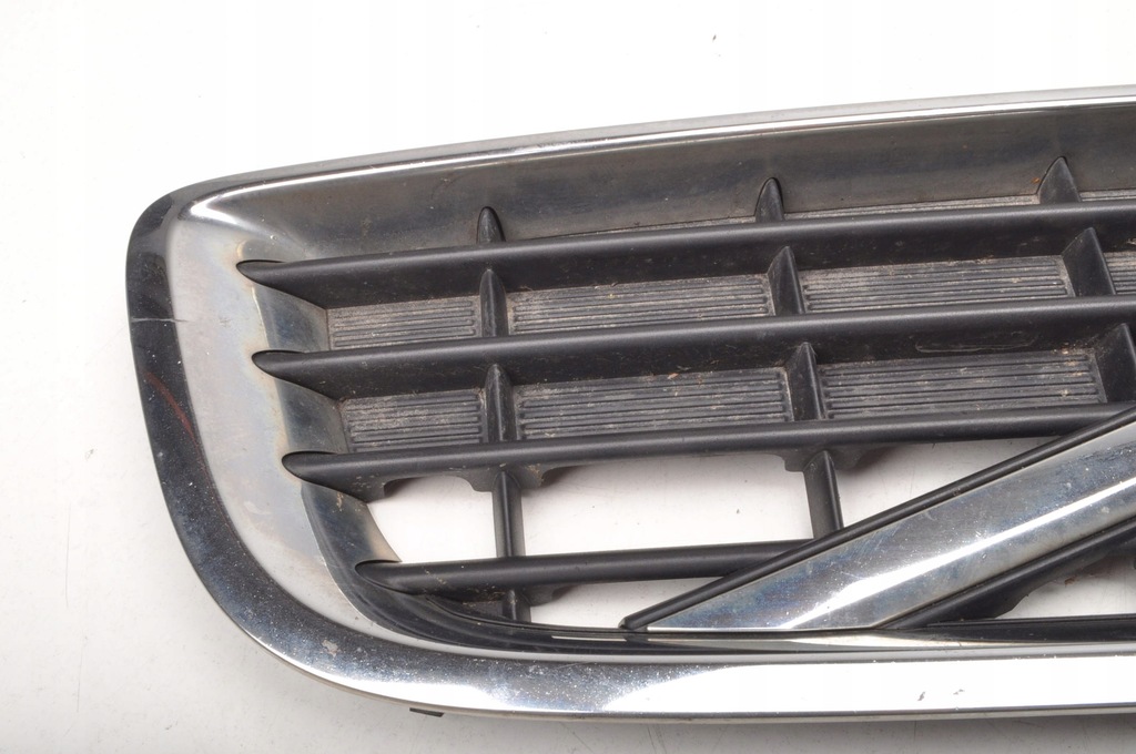 фото №8, Volvo s40 ii v50 решётка радиатора решётка радиатора решётка радиатора 31290537