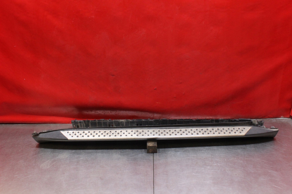 фото №1, Накладка порог правая bmw x5 e70 06-10