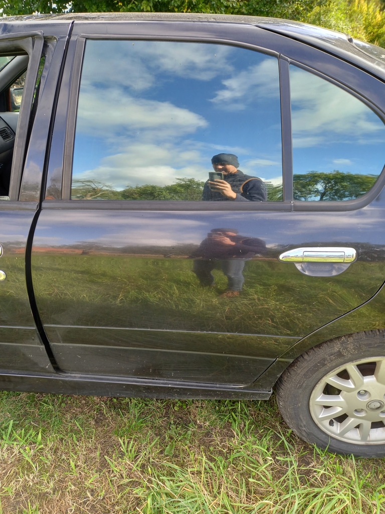 фото №13, Капот передня nissan primera p11 2000 r 2.0 16v sedan