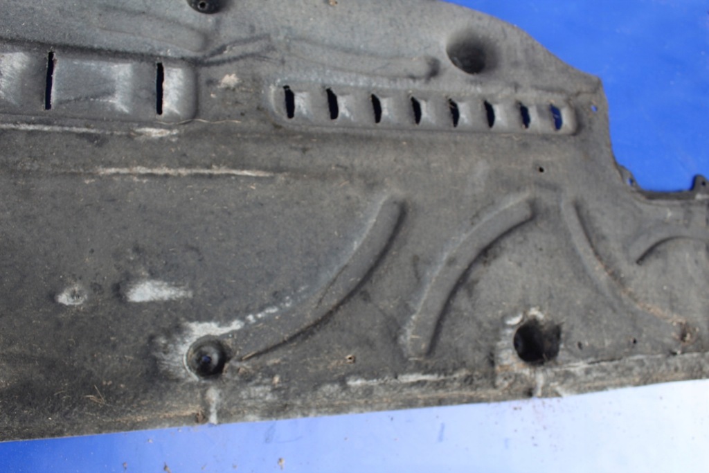 Защита подвеска левая плита под кузов оригинальный номер mercedes w221 long Оригинал