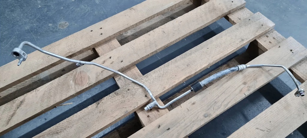 фото №1, S3 8y a3 трубка шланг кондиционера 2.0 tfsi 5q0816741c