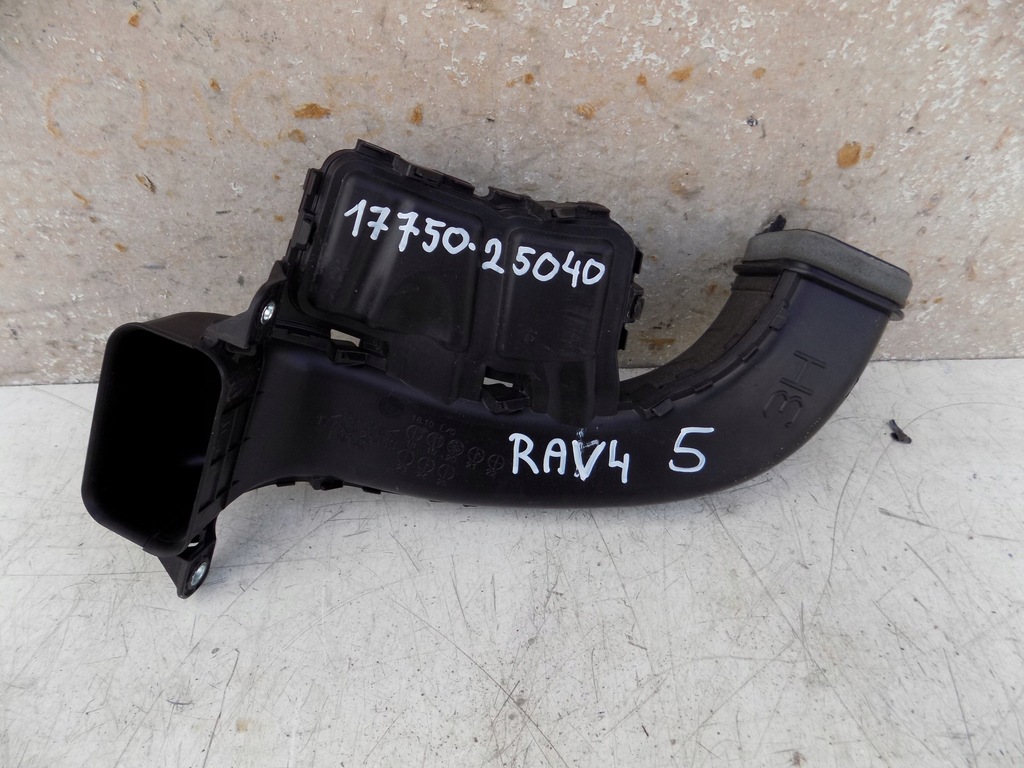 фото №1, Резонатор воздуха toyota rav iv 5 17750-25040