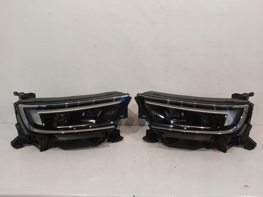 Купити Фара перед ліва правий opel mokka matrix