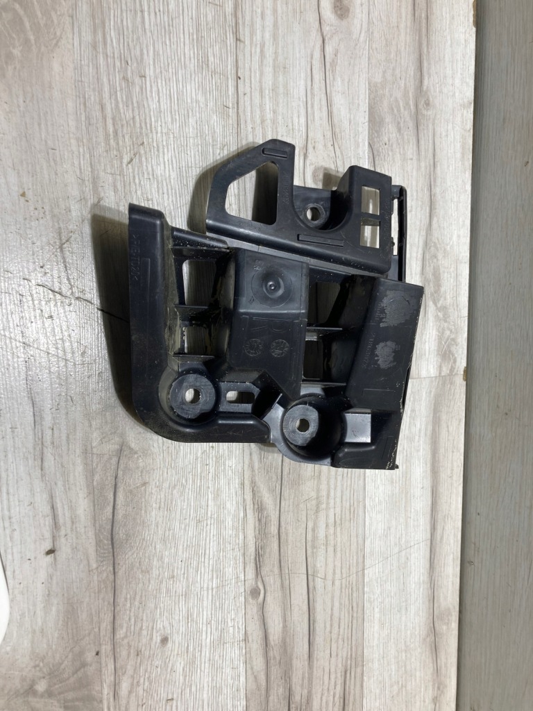 фото №1, Напрямна бампер правий задня citroen ds3 crossback 20r.