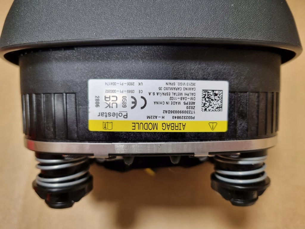 фото №11, Polestar 2 приборная панель консоль air bag водитель пассажир оригинальная