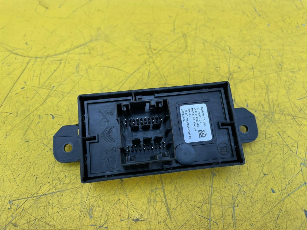 Купити Citroen ds7 модуль блок керування 9817519380