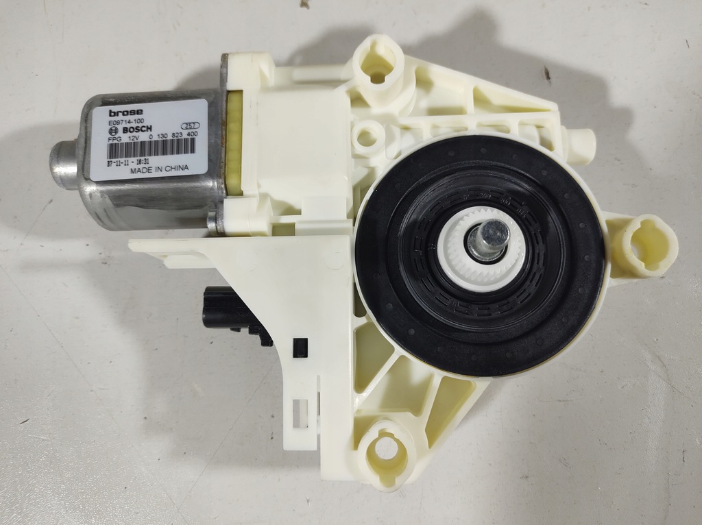 фото №5, Jeep compass 17r- моторчик вікон правий задня