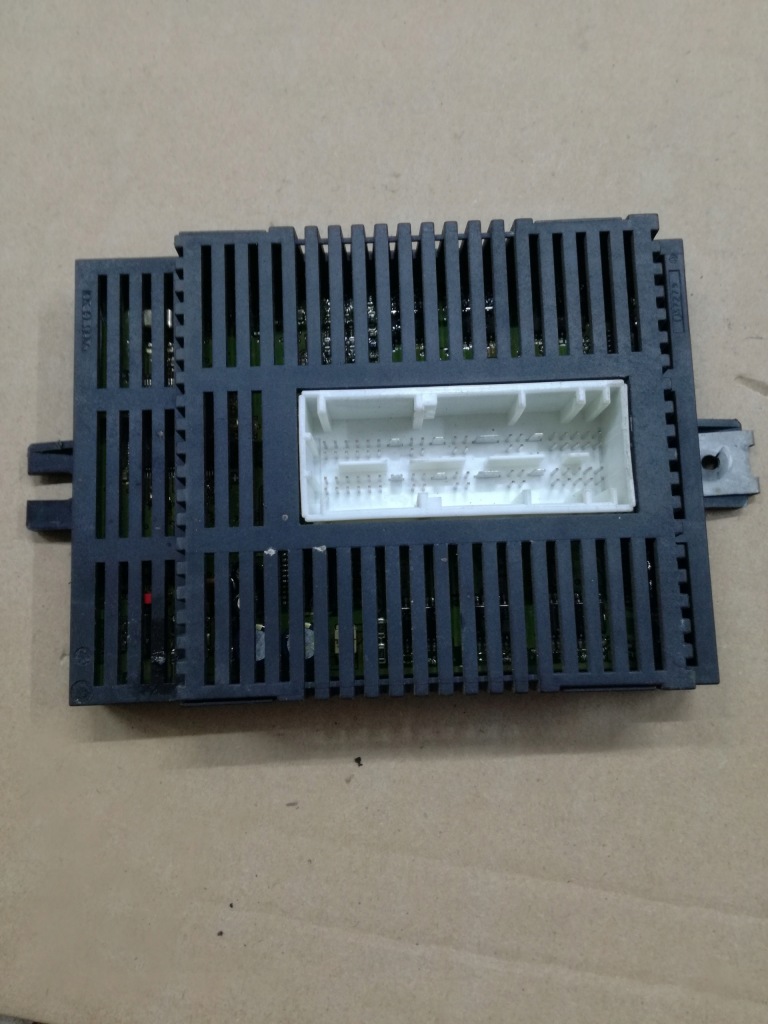 Купить Bmw e60 e61 модуль света 6943284