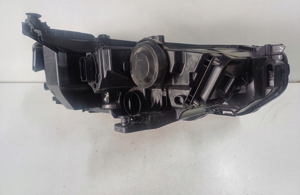 фото №13, Лампа левый перед vw passat b8 lift full led europa