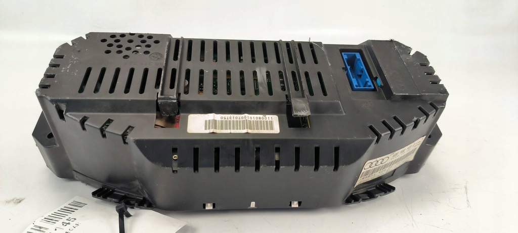 фото №6, Счетчик приборная панель 4e0920900e audi a8 d3