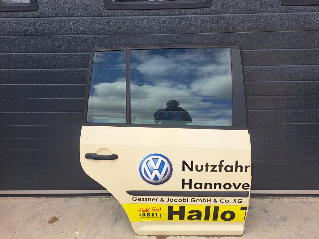 фото №3, Vw touran 2011-2015 rok двері праве задня