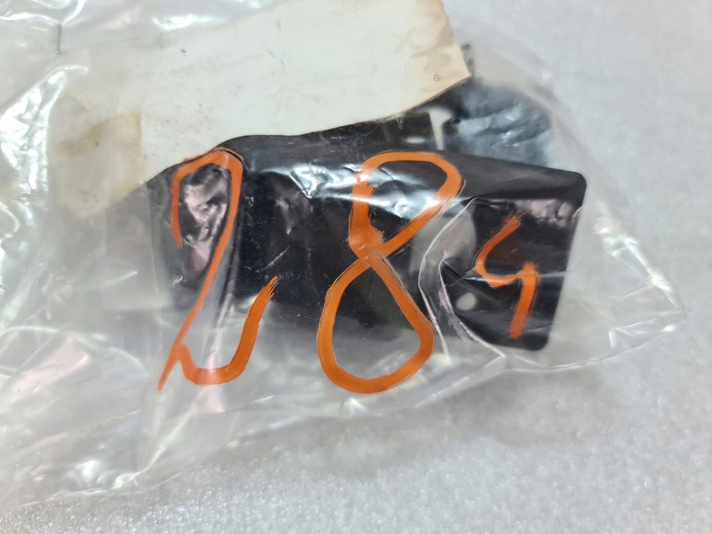 Купить Opel corsa f держатели крепления датчиков парковки задний  крепления задние