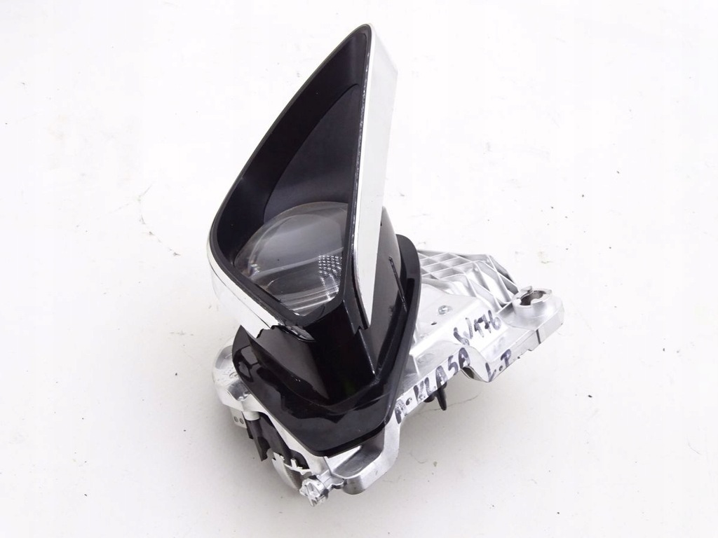 фото №1, Mercedes w176 lift 16- odbłysk лінза лампи led