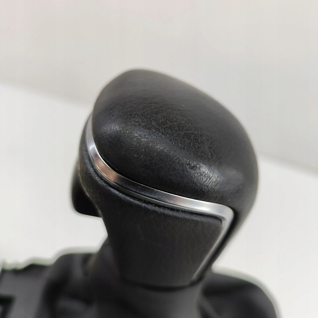 фото №7, Toyota corolla e210 e21 2021 домкрат перемикання передач / верхній