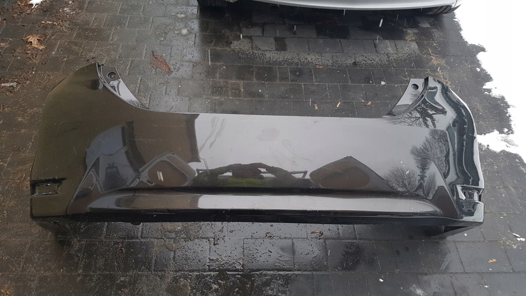 фото №1, Toyota corolla e18 бампер задняя задний sedan