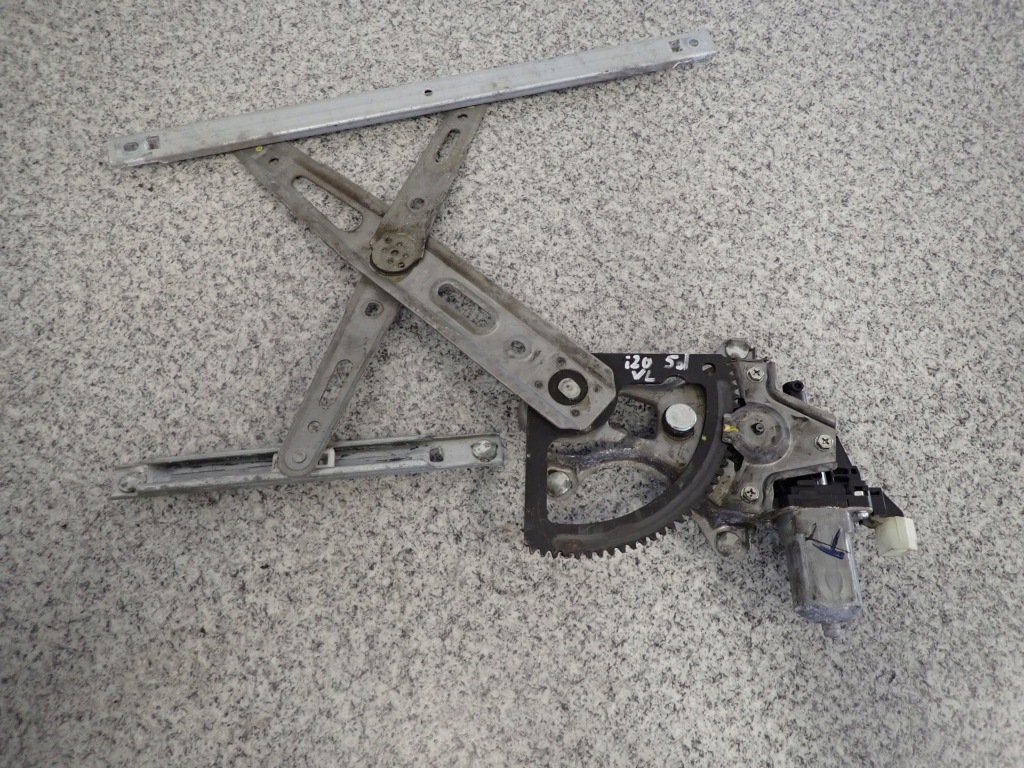 фото №1, Hyundai i20 08-12 5d подъемник стекло передний левый