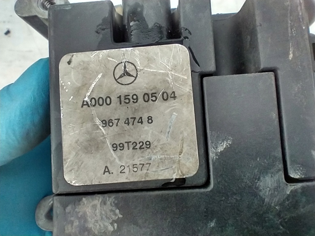 Mercedes e-klasa w210 нагрівач води обігрівач a0001590504 a6111500004 Доставка