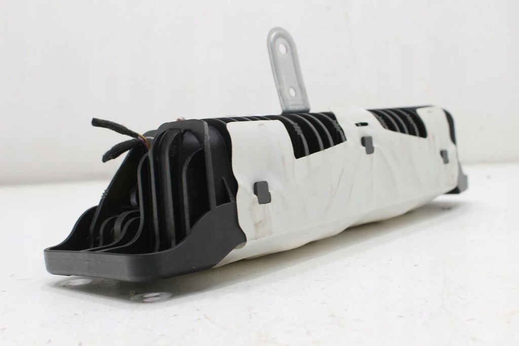 фото №8, Подушка пассажира mercedes c-klasa w205