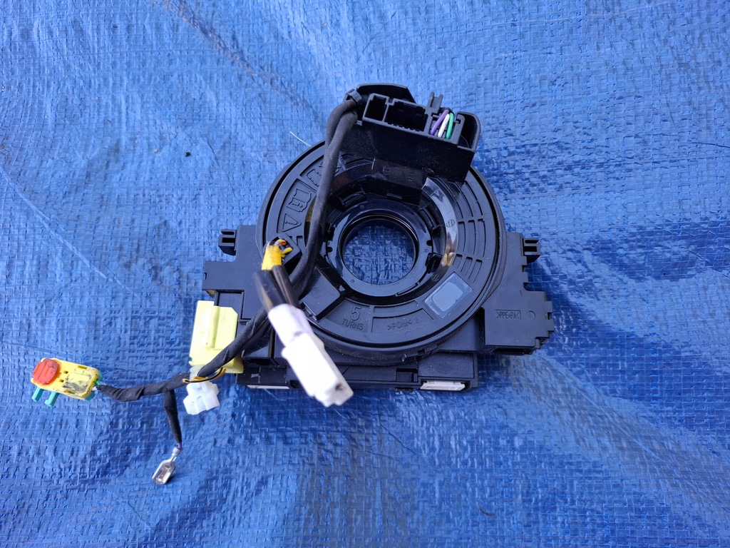 фото №1, Лента шлейф toyota yaris iv 4