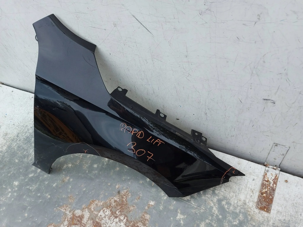 фото №13, Skoda rapid seat toledo 5jj lift 15- правий крила передній перед