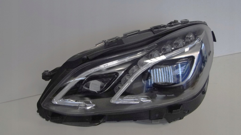 Mercedes e klasa 212 w212 фара передняя левая led ils рестайлинг с Разборки