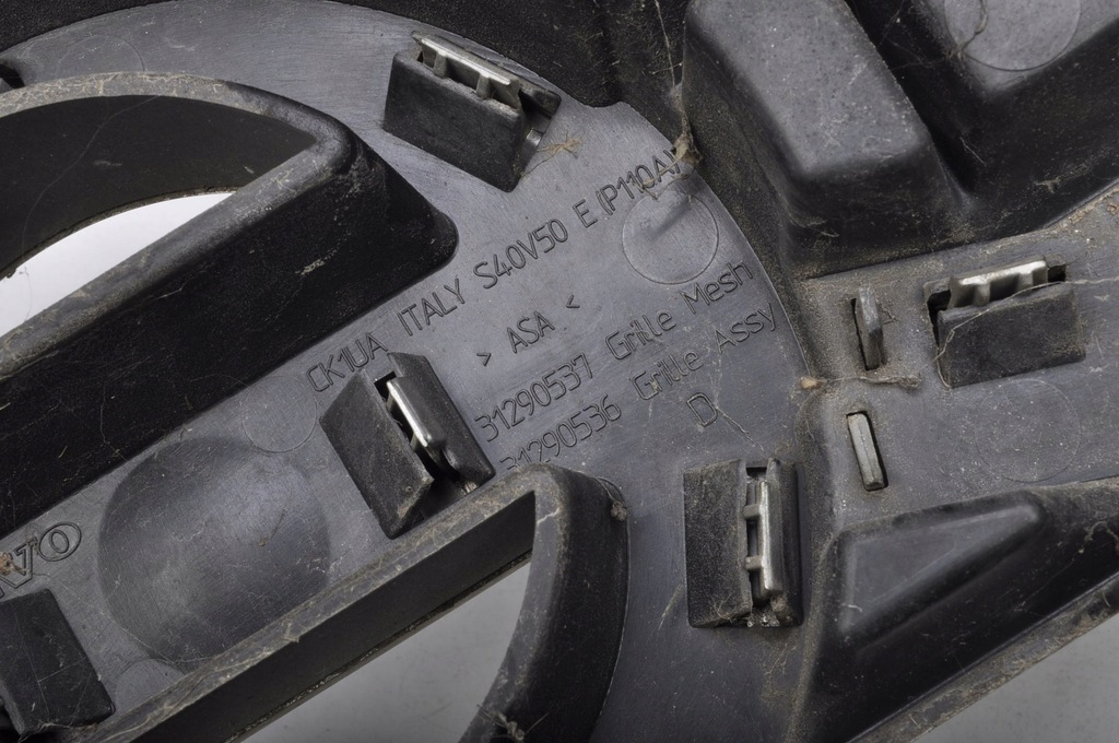 фото №8, Volvo s40 ii v50 решётка радиатора решётка радиатора решётка радиатора 31290537 lift