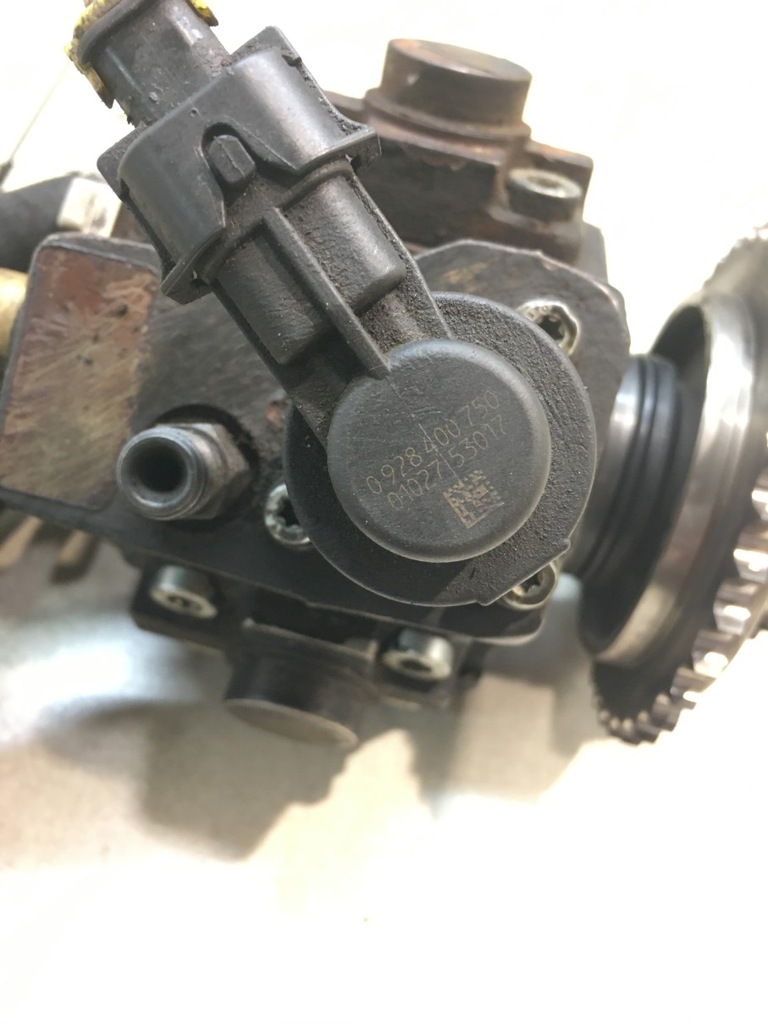 фото №6, Насос впрыскная kia ceed i fl 1.6 crdi 0928400750
