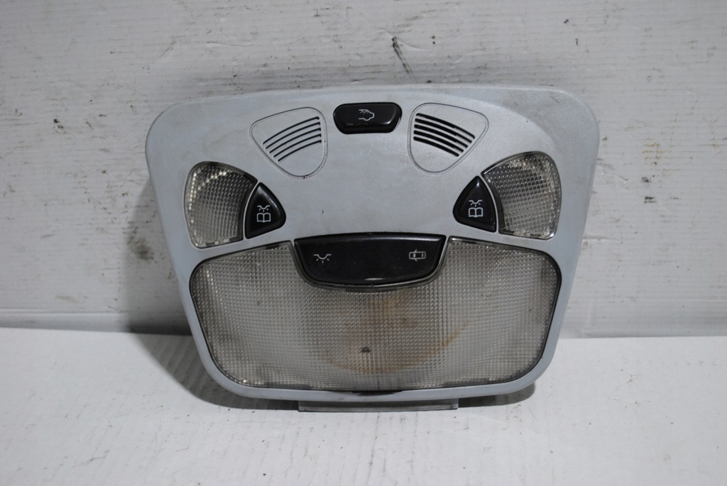 фото №1, Лампа кабіни mercedes w203 c klasa a203820