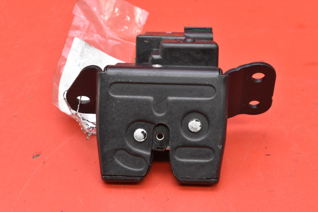 фото №5, Замок крышки задняя багажника hyundai i30 i 30 1 i 5d hb 07-10