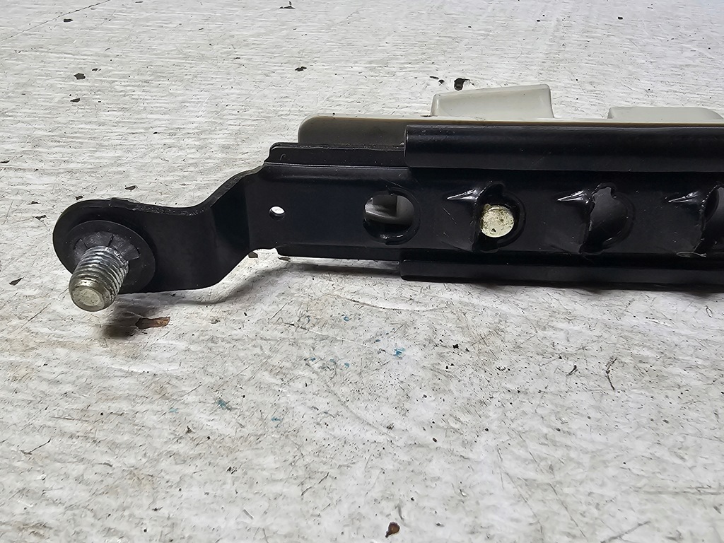 фото №14, Mazda cx5 ii 17- регулювання ременів безпеки 1092033 usa