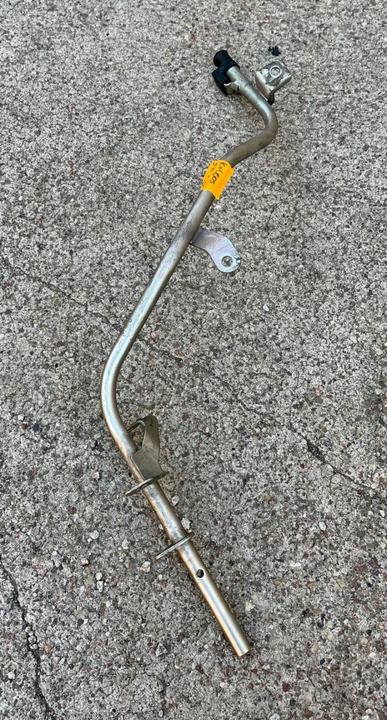 фото №1, Renault koleos ii 1.7 2.0 dci 2016- щуп коробки передач щуп