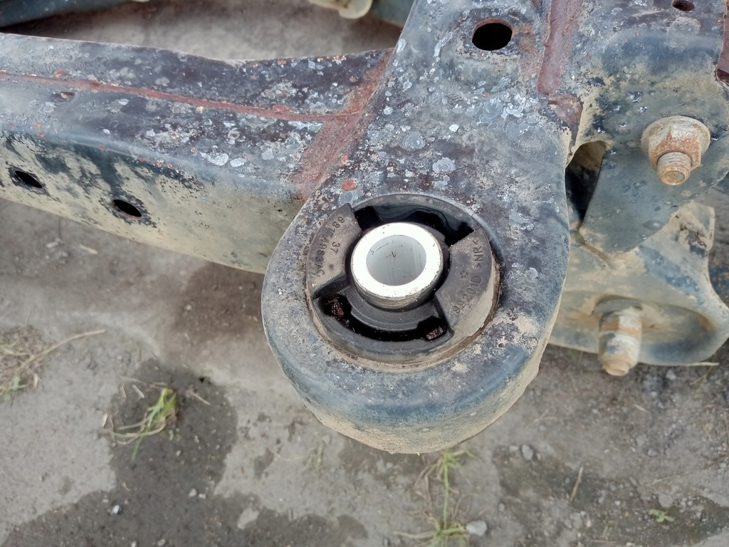 фото №14, Jeep cherokee v kl 13-18r балка подвеска задняя