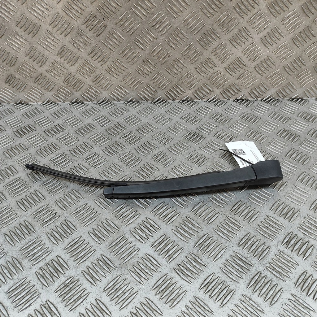 фото №5, Volkswagen passat b8 2016 важіль двірники скло задній