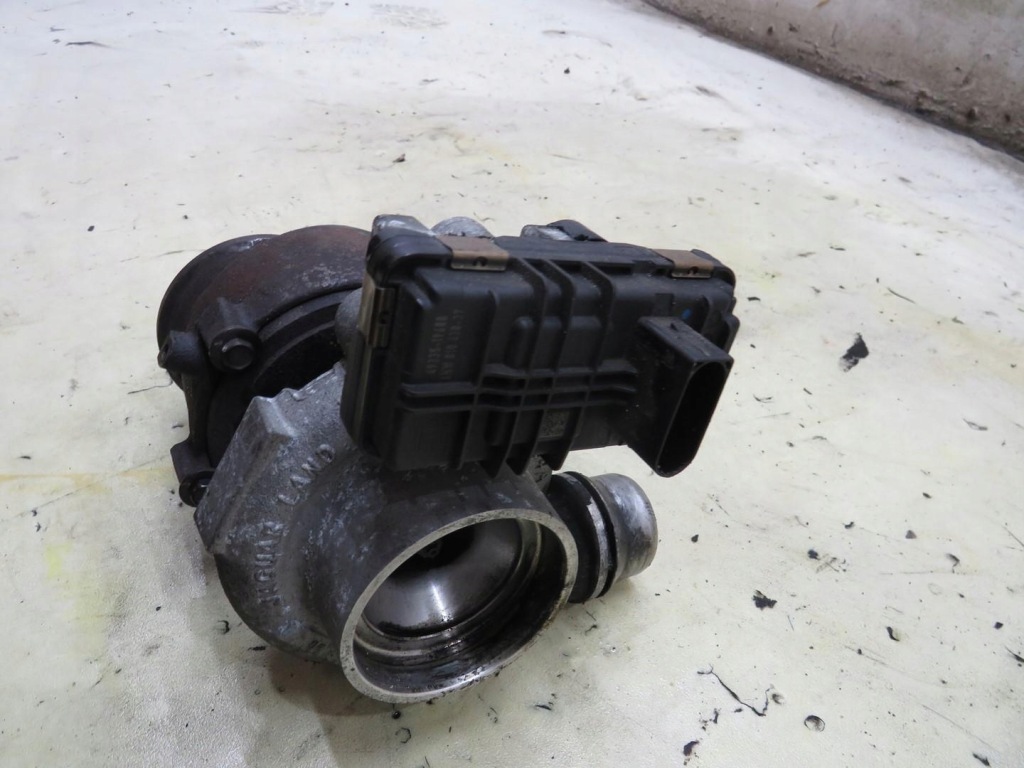 Турбонагнетатель турбина регулятор jaguar xe x760 2.0 d Недорого