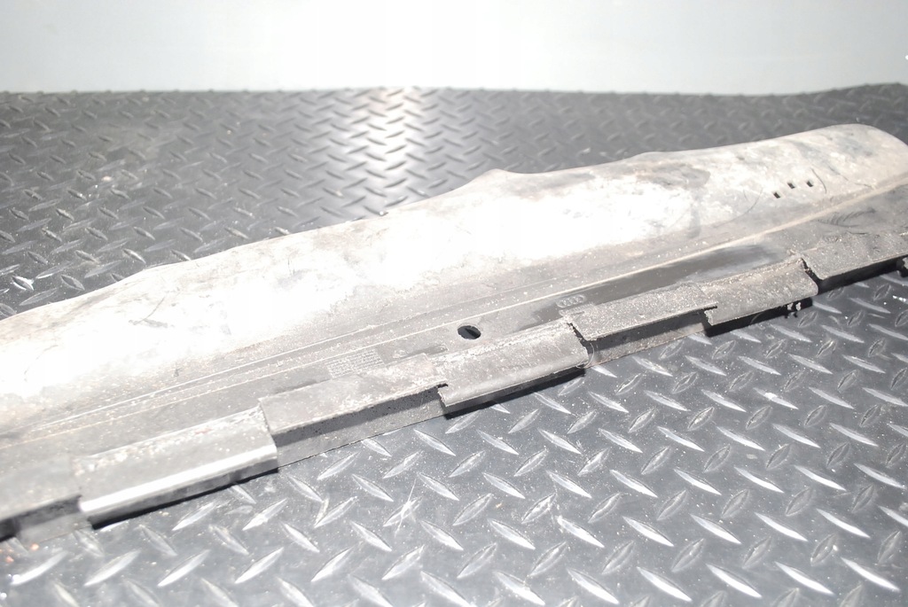 фото №12, Впуск воздуховод воздуха audi a8 d2 4.2 4d0121333