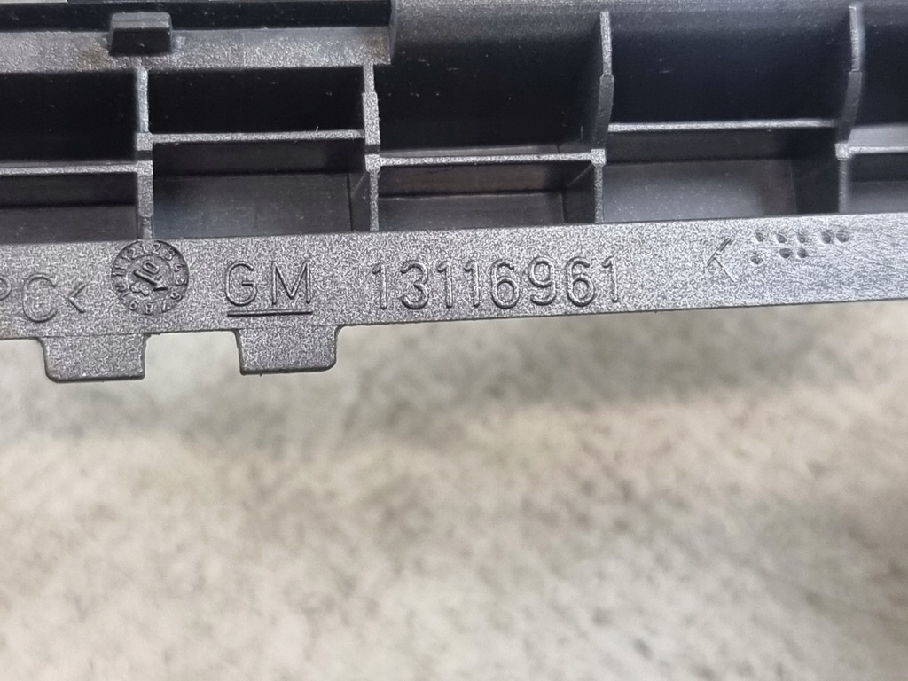 фото №8, Рамка домкрата чохол важеля перемикання передач перемикання передач оригінальний номер 13116961 opel astra h iii eu