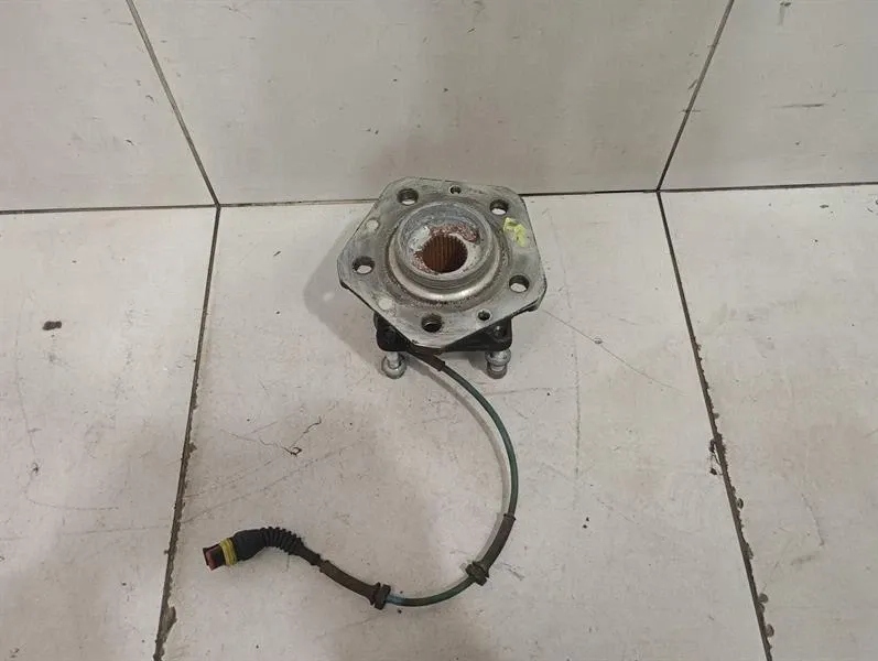 Купити Ступиця передня права ferrari 197232