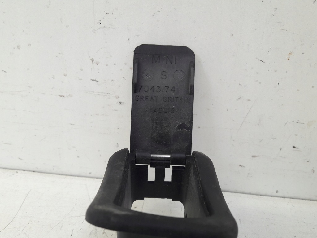 фото №3, Заглушка isofix 7043173 mini